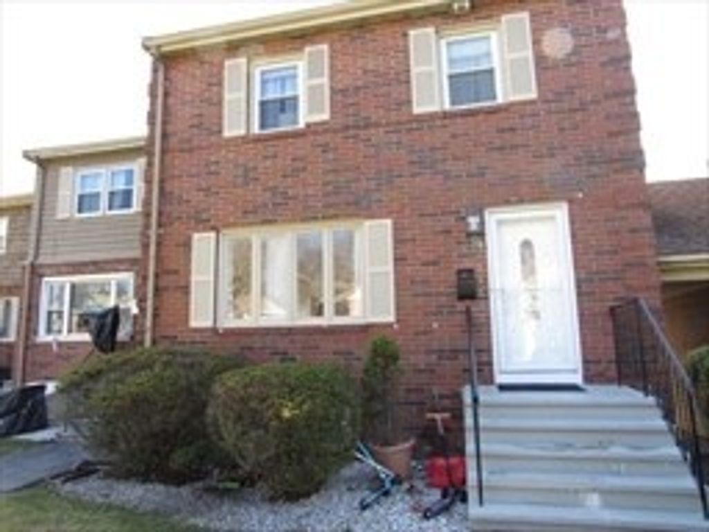 6 Loring Hills Ave. 1B, Salem, MA 01970