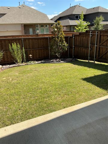 2195 English Ivy Road, Frisco, TX 75033