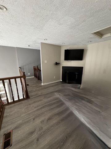 2711 GREENWOOD DR, Lindenwold, NJ 08021