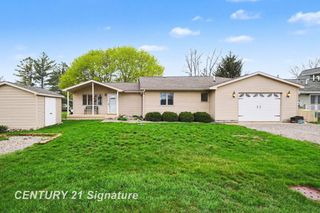 5430 S Pine Street, Billings Twp, MI 48612