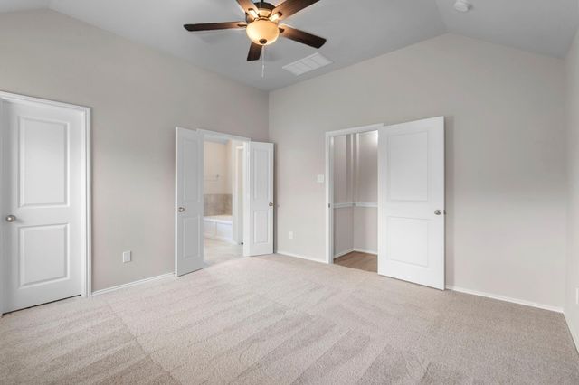 2415 Honeyberry Shrub Drive, Manvel, TX 77578