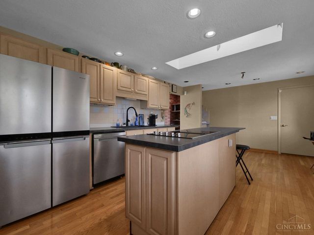 295 Coach Drive, Tipp City, OH 45371