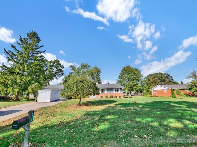 295 Coach Drive, Tipp City, OH 45371