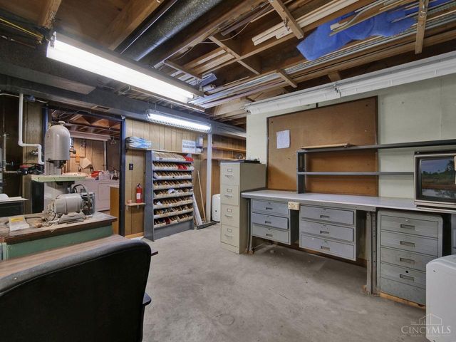 295 Coach Drive, Tipp City, OH 45371