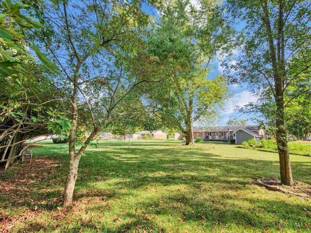 295 Coach Drive, Tipp City, OH 45371