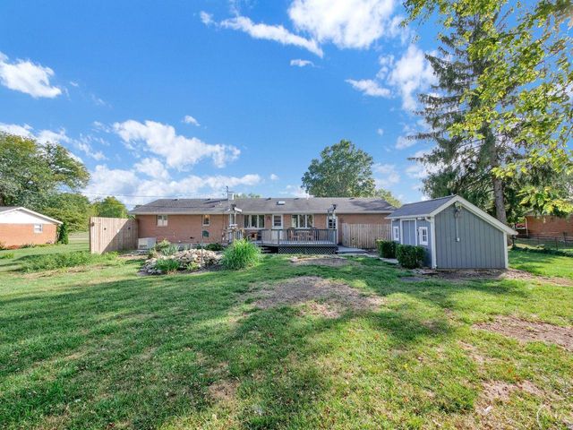 295 Coach Drive, Tipp City, OH 45371