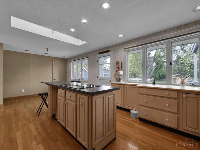 295 Coach Drive, Tipp City, OH 45371