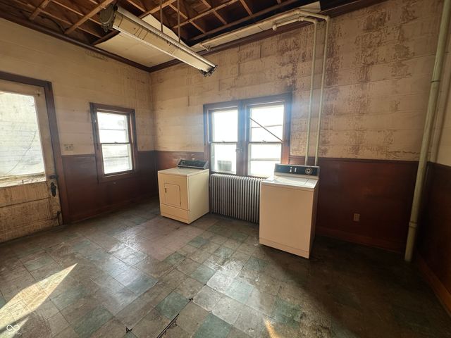 403 W Kirkwood Avenue, Bloomington, IN 47404