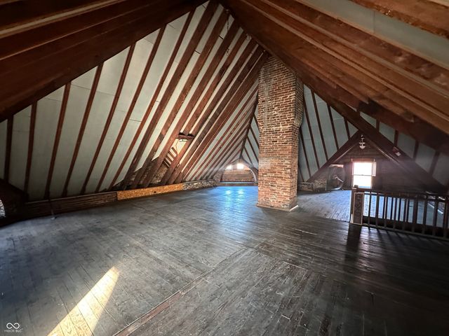 403 W Kirkwood Avenue, Bloomington, IN 47404