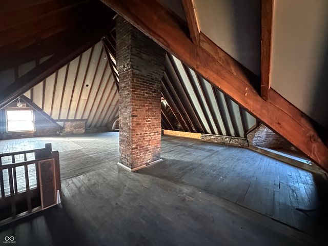 403 W Kirkwood Avenue, Bloomington, IN 47404