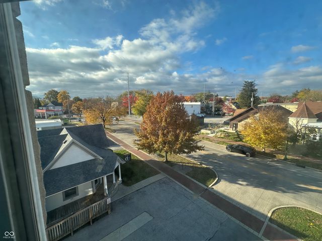 403 W Kirkwood Avenue, Bloomington, IN 47404