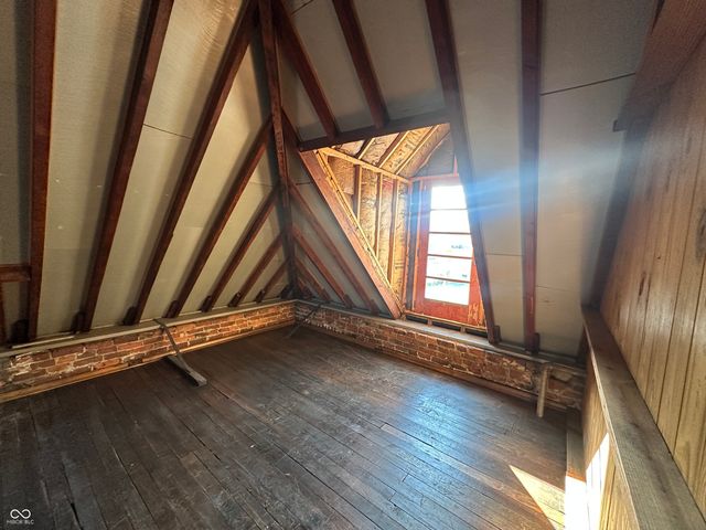 403 W Kirkwood Avenue, Bloomington, IN 47404