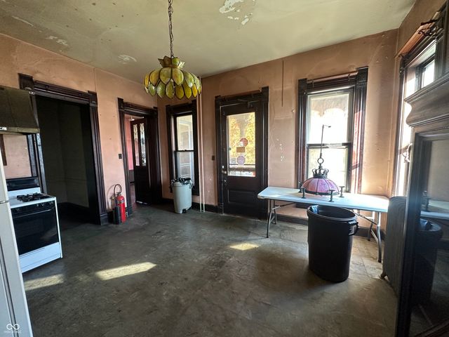 403 W Kirkwood Avenue, Bloomington, IN 47404