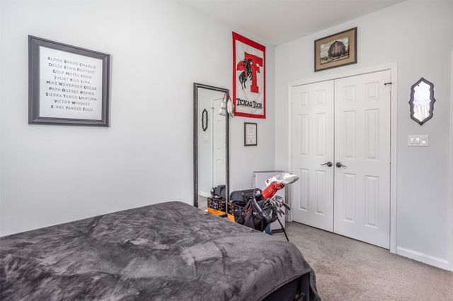 1127 Vintage Avenue, Gainesville, TX 76240
