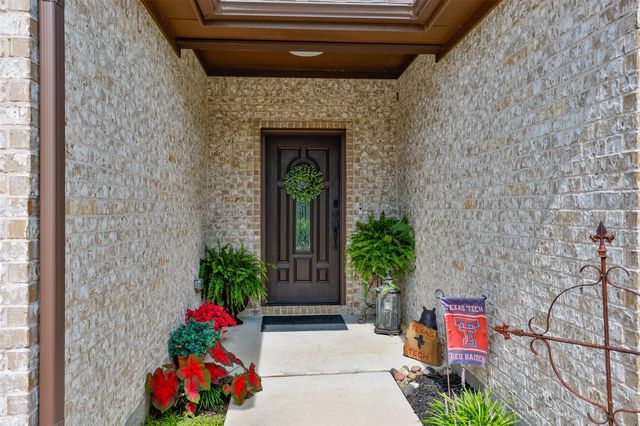1127 Vintage Avenue, Gainesville, TX 76240