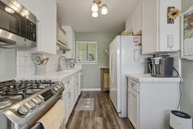 407 Pueblo Drive, Salinas, CA 93906