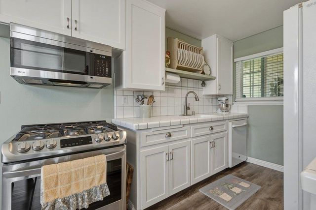407 Pueblo Drive, Salinas, CA 93906