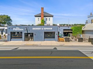 232 Rantoul St, Beverly, MA 01915