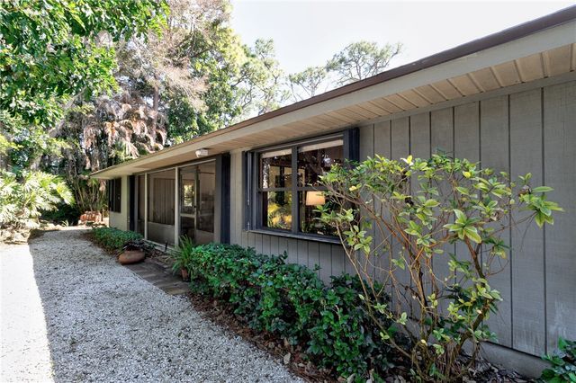 740 Timber Ridge Trail SW, Vero Beach, FL 32962