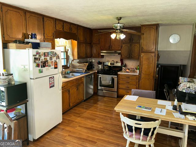 90 Cabriolet Trail, Mcdonough, GA 30253