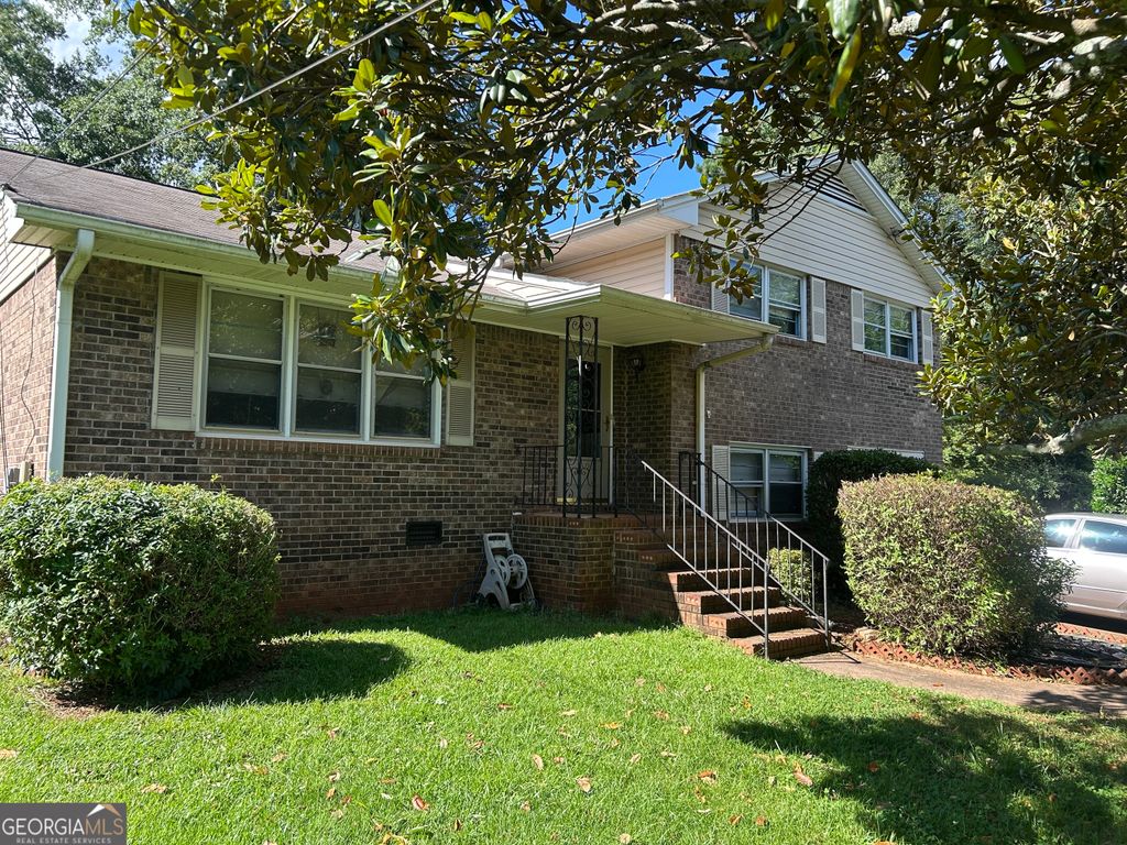 90 Cabriolet Trail, Mcdonough, GA 30253