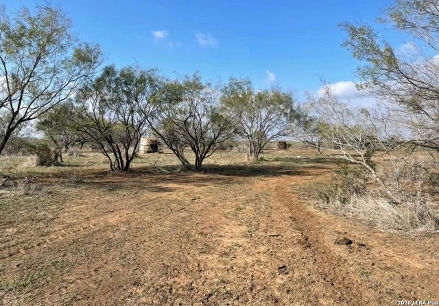 3968 Bluntzer Rd, Jourdanton, TX 78026