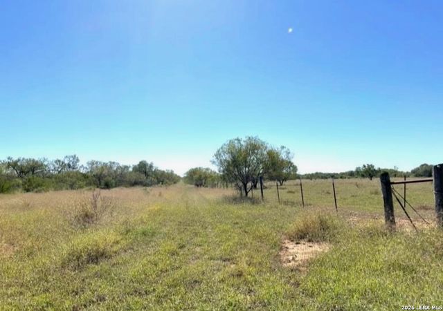 3968 Bluntzer Rd, Jourdanton, TX 78026