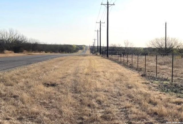 3968 Bluntzer Rd, Jourdanton, TX 78026