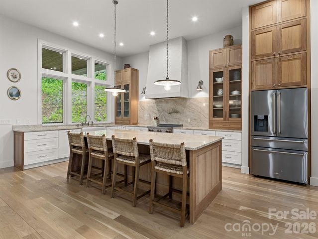 30 Bridgeway Drive, Candler, NC 28715