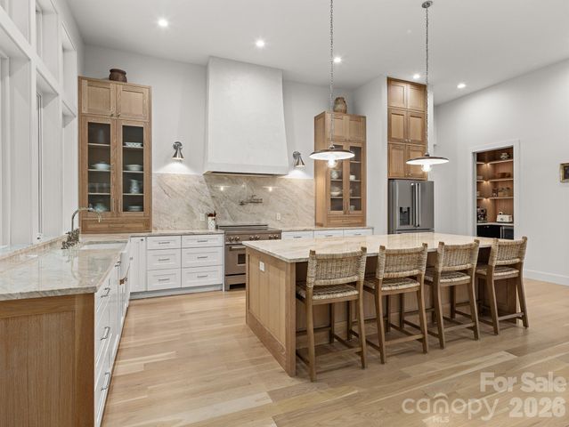 30 Bridgeway Drive, Candler, NC 28715
