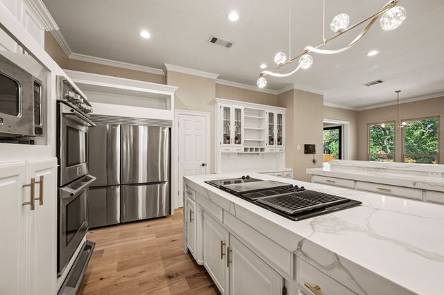 4512 Alexandra Drive, Colleyville, TX 76034