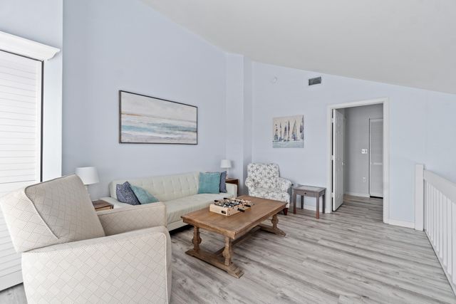 470 Bella Vista Court N, Jupiter, FL 33477