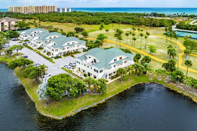 470 Bella Vista Court N, Jupiter, FL 33477