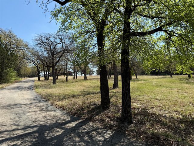 138 N Fm 1655, Alvord, TX 76225