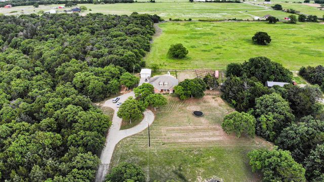 138 N Fm 1655, Alvord, TX 76225