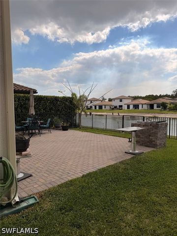 8956 Madrid CIR, Naples, FL 34104