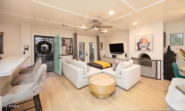 4535 E CAMPBELL Avenue, Phoenix, AZ 85018