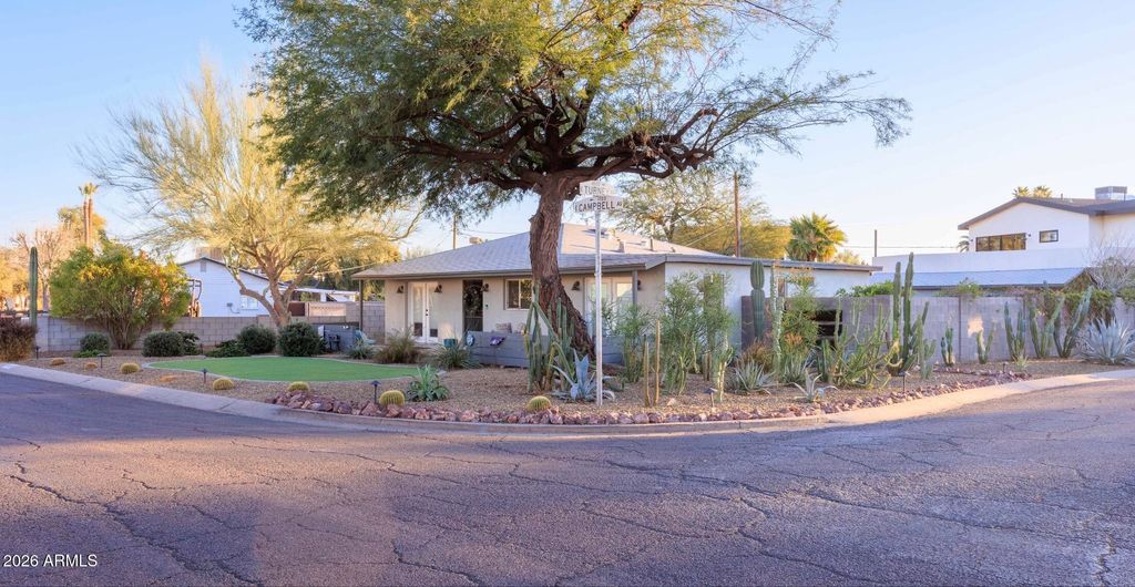 4535 E CAMPBELL Avenue, Phoenix, AZ 85018 — photo 4