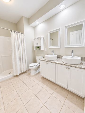 59 Walpole St 121, Canton, MA 02021