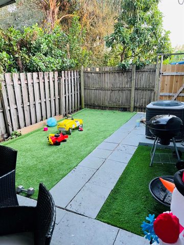 3451 48th Lane S, Lake Worth, FL 33461