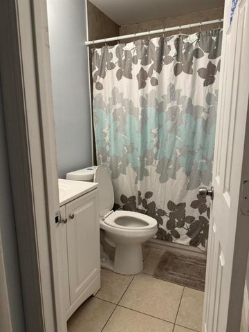 3451 48th Lane S, Lake Worth, FL 33461