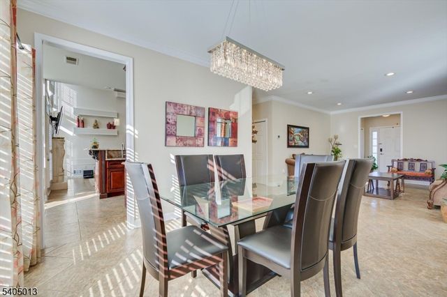 9 Magellan Way, Franklin Twp., NJ 08823