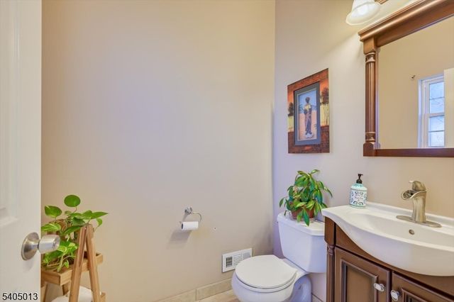 9 Magellan Way, Franklin Twp., NJ 08823