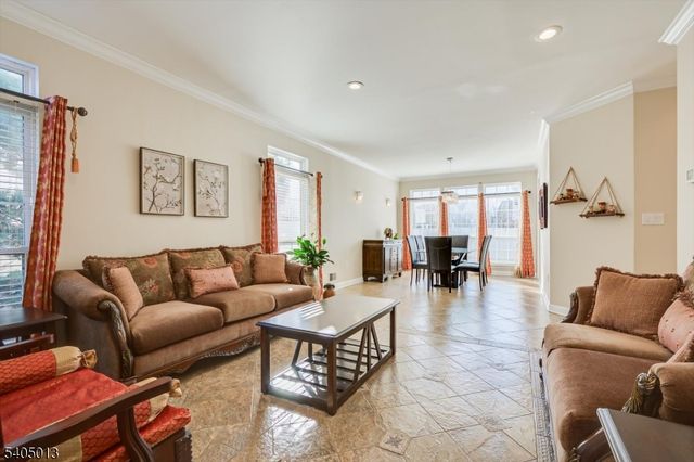 9 Magellan Way, Franklin Twp., NJ 08823