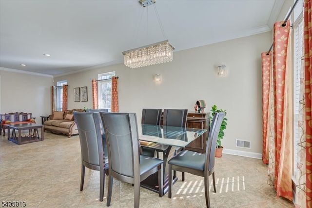 9 Magellan Way, Franklin Twp., NJ 08823