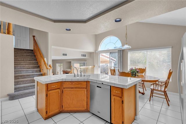 7425 Enchanted Hills Court, Las Vegas, NV 89129