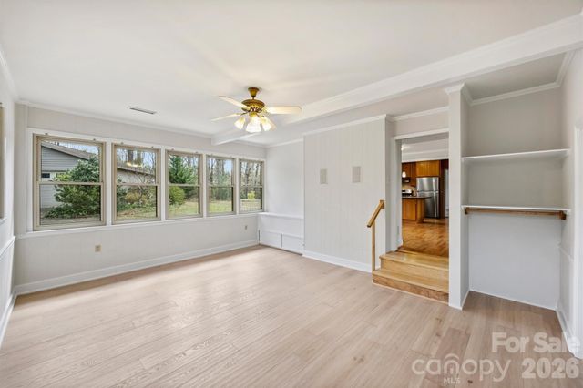 9436 Glen Brook Drive, Charlotte, NC 28215