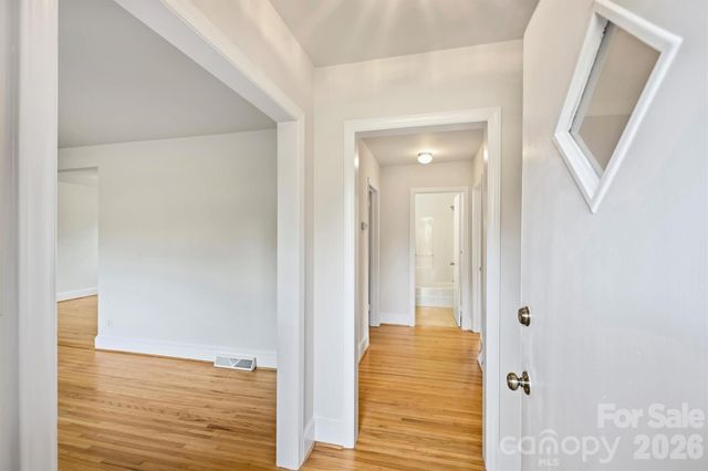 9436 Glen Brook Drive, Charlotte, NC 28215