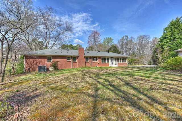 9436 Glen Brook Drive, Charlotte, NC 28215