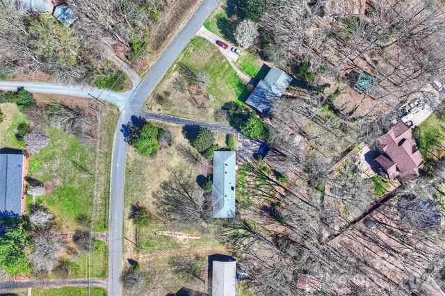 9436 Glen Brook Drive, Charlotte, NC 28215